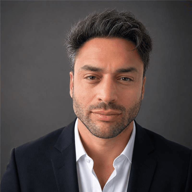 Portrait of Mo Mreizeq, Founder of Vendorsify